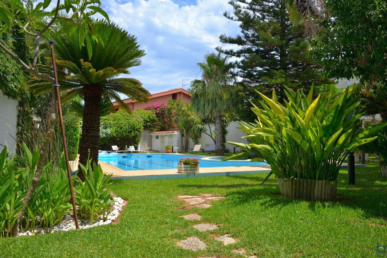 B&B Mondello Resort מראה חיצוני תמונה